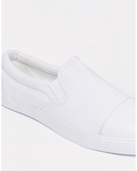 weiße Slip-On Sneakers aus Segeltuch von Asos