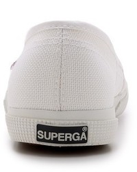 weiße Slip-On Sneakers aus Segeltuch von Superga