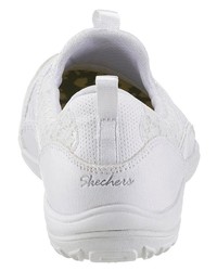 weiße Slip-On Sneakers aus Segeltuch von Skechers