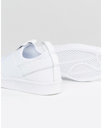 weiße Slip-On Sneakers von adidas