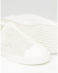 weiße Slip-On Sneakers von Asos