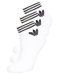 weiße Socken von adidas