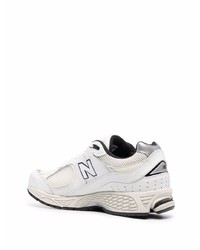 weiße Sportschuhe von New Balance