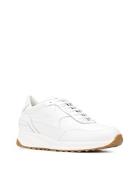 weiße Sportschuhe von Common Projects