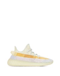 weiße Sportschuhe von adidas YEEZY