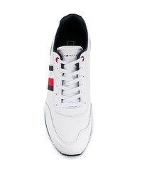 weiße Sportschuhe von Tommy Hilfiger