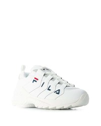 weiße Sportschuhe von Fila