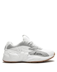 weiße Sportschuhe von Fila