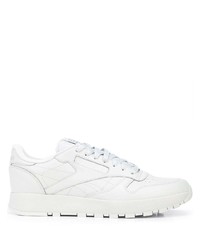 weiße Sportschuhe von Maison Margiela x Reebok