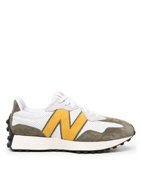 weiße Sportschuhe von New Balance