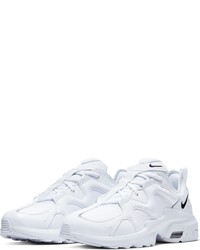 weiße Sportschuhe von Nike Sportswear