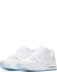 weiße Sportschuhe von Nike Sportswear