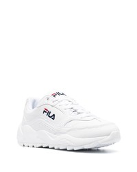 weiße Sportschuhe von Fila