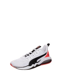 weiße Sportschuhe von Puma