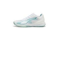 weiße Sportschuhe von Puma