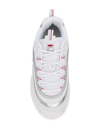 weiße Sportschuhe von Fila