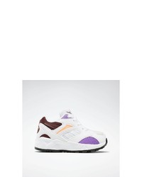 weiße Sportschuhe von Reebok Classic