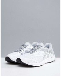 weiße Sportschuhe von Asics