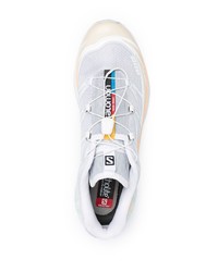 weiße Sportschuhe von Salomon S/Lab