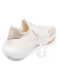 weiße Sportschuhe von Y-3