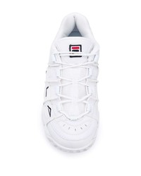 weiße Sportschuhe von Fila