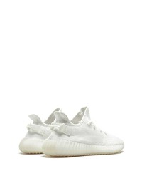 weiße Sportschuhe von adidas YEEZY