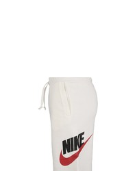 weiße Sportshorts von Nike Sportswear