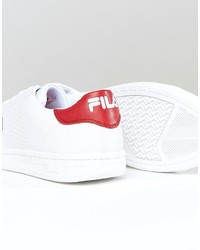 weiße Turnschuhe von Fila