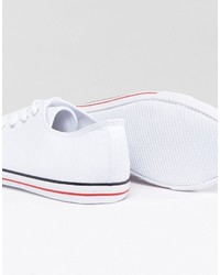 weiße Turnschuhe von Asos