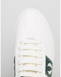 weiße Turnschuhe von Fred Perry