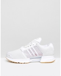 weiße Turnschuhe von adidas