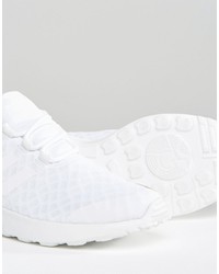 weiße Turnschuhe von adidas