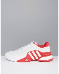 weiße Turnschuhe von adidas