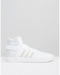 weiße Turnschuhe von adidas