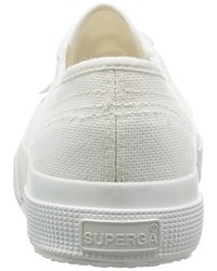 weiße Turnschuhe von Superga