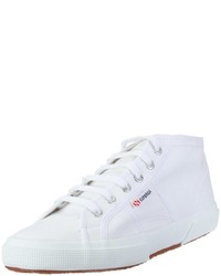 weiße Turnschuhe von Superga