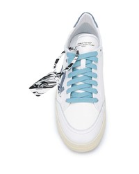 weiße und blaue bedruckte Leder niedrige Sneakers von Off-White