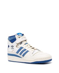 weiße und blaue hohe Sneakers aus Leder von adidas