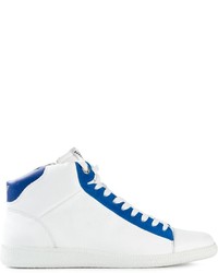 weiße und blaue hohe Sneakers von Emporio Armani