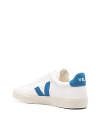 weiße und blaue Leder niedrige Sneakers von Veja