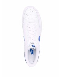 weiße und blaue Leder niedrige Sneakers von Nike