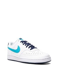 weiße und blaue Leder niedrige Sneakers von Nike