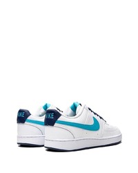 weiße und blaue Leder niedrige Sneakers von Nike