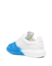 weiße und blaue Leder niedrige Sneakers von Alexander McQueen