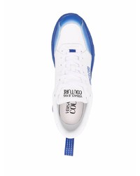 weiße und blaue Leder niedrige Sneakers von VERSACE JEANS COUTURE