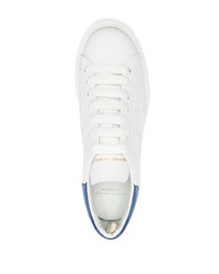 weiße und blaue Leder niedrige Sneakers von Officine Creative