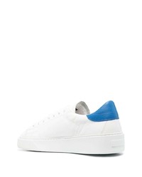 weiße und blaue Leder niedrige Sneakers von D.A.T.E