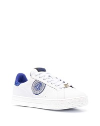 weiße und blaue Leder niedrige Sneakers von VERSACE JEANS COUTURE