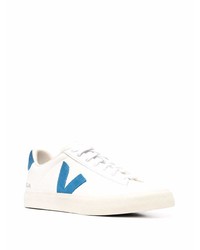 weiße und blaue Leder niedrige Sneakers von Veja