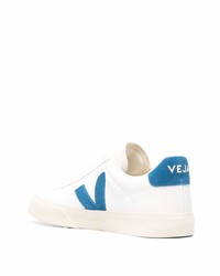 weiße und blaue Leder niedrige Sneakers von Veja